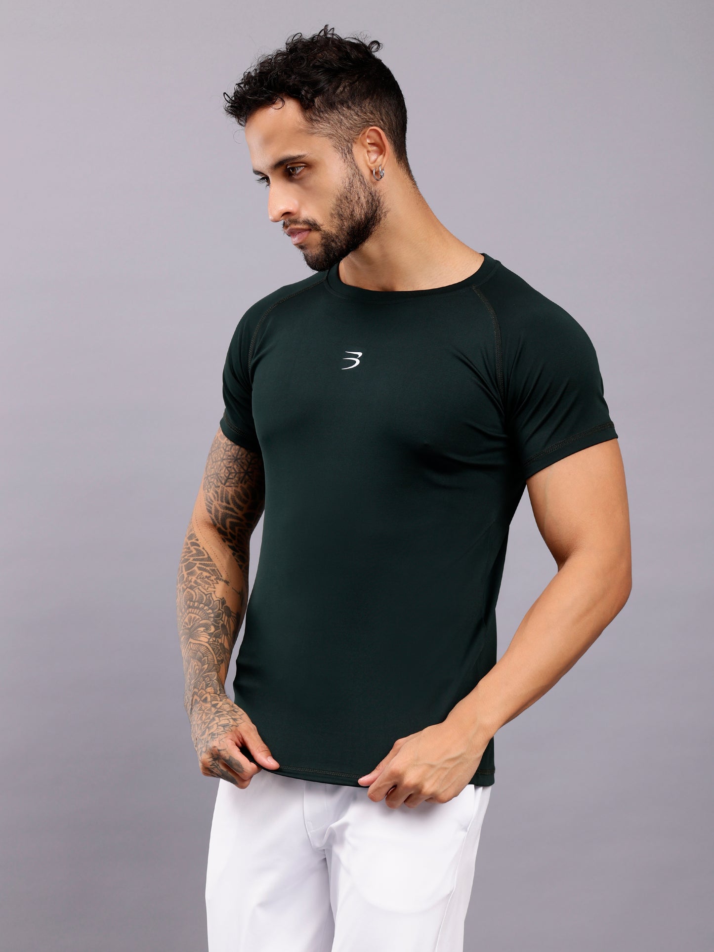 Round neck half sleeve activewear tshirt-Green